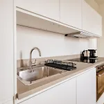 Modern And Strategic 1-br Flat B - Station Апартаменты