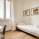 Modern And Strategic 1-br Flat B - Station