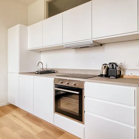 Modern And Strategic 1-br Flat B - Station Милан